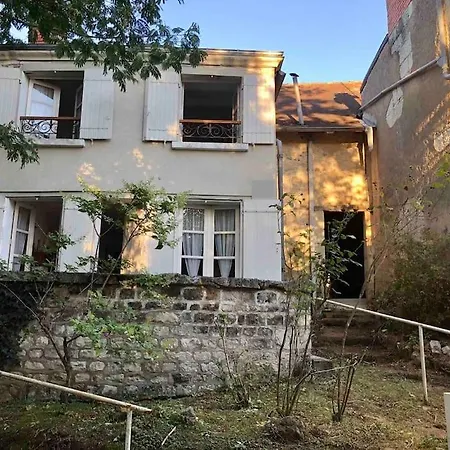 Petite Maison Ancienne Au Bord De La Vienne Ferienhaus
